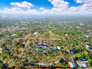 306 N ROLLING OAKS LN, San Antonio, TX 78253