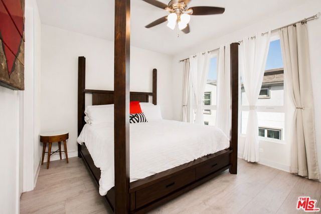 2700 E Chaucer Street 30, Los Angeles, CA 90065