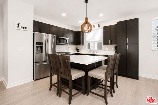 2700 E Chaucer Street 30, Los Angeles, CA 90065