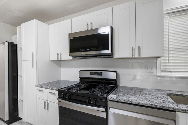 2320 N Edgewood Terrace, Fort Worth, TX 76103