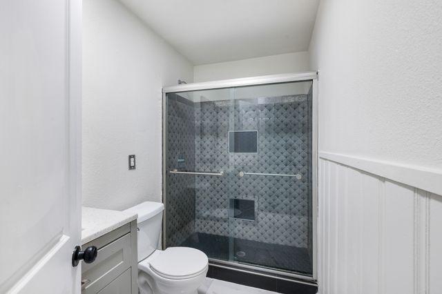 2320 N Edgewood Terrace, Fort Worth, TX 76103