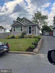 1005 WOODCLIFFE AVE, Media, PA 19063