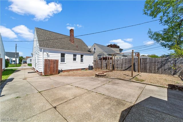 6307 Kenneth Avenue, Parma, OH 44129
