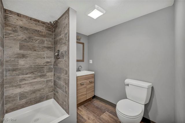 24850 Shoreview Ave, Euclid, OH 44123