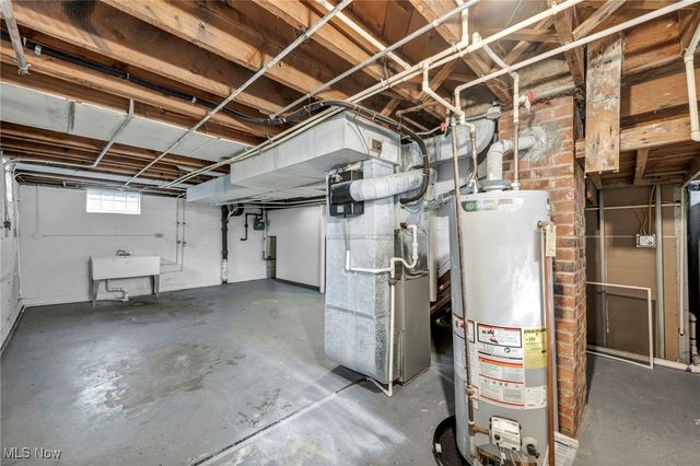 24850 Shoreview Ave, Euclid, OH 44123