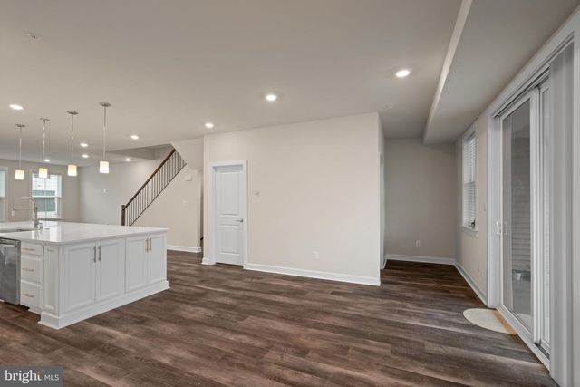 43467 GRANDMOORE ST, Ashburn, VA 20148