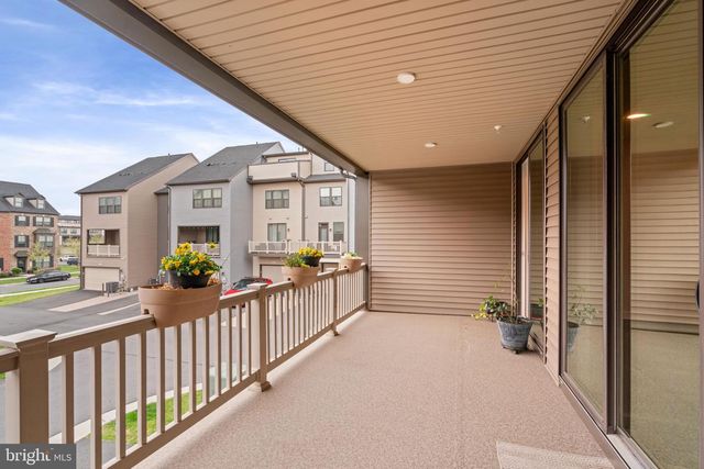 43467 GRANDMOORE ST, Ashburn, VA 20148
