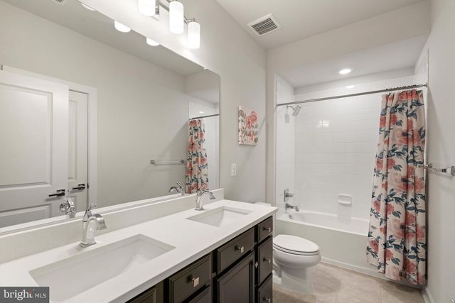 43467 GRANDMOORE ST, Ashburn, VA 20148