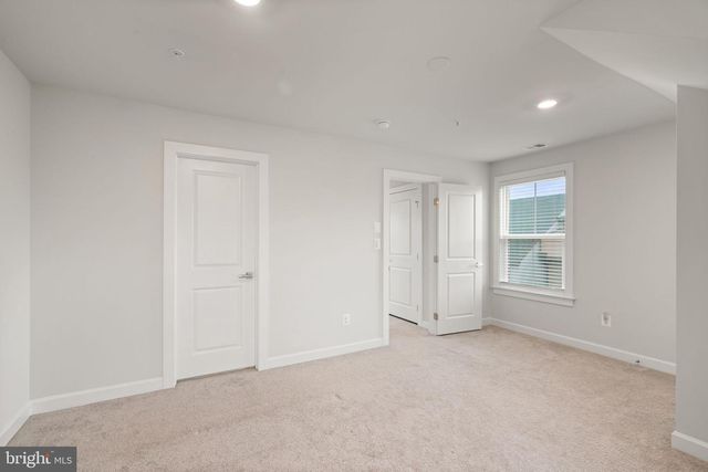43467 GRANDMOORE ST, Ashburn, VA 20148