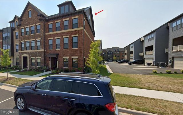 43467 GRANDMOORE ST, Ashburn, VA 20148