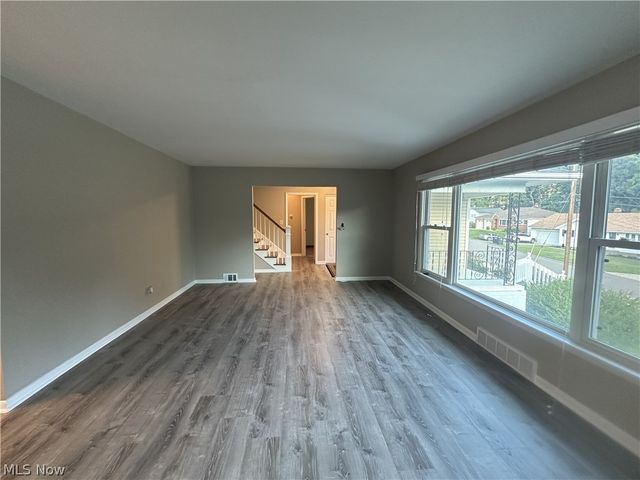 1598 Kingsley Avenue, Akron, OH 44313