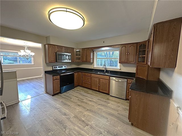 1598 Kingsley Avenue, Akron, OH 44313