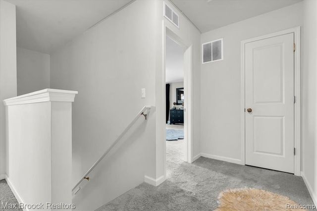 302 Shari Street, Pontiac, MI 48341