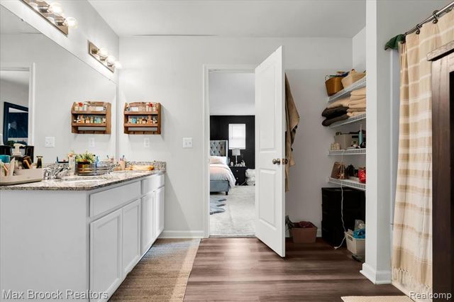 302 Shari Street, Pontiac, MI 48341