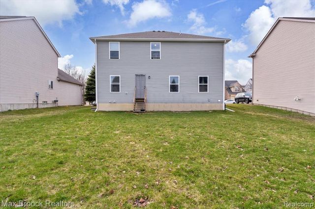 302 Shari Street, Pontiac, MI 48341