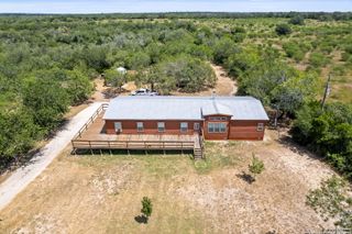 315 Austin, Tuleta, TX 78162
