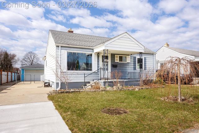 17150 Matthews Street, Riverview, MI 48193