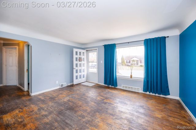 17150 Matthews Street, Riverview, MI 48193