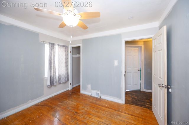 17150 Matthews Street, Riverview, MI 48193