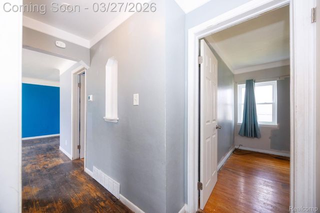 17150 Matthews Street, Riverview, MI 48193