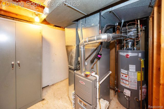 17150 Matthews Street, Riverview, MI 48193