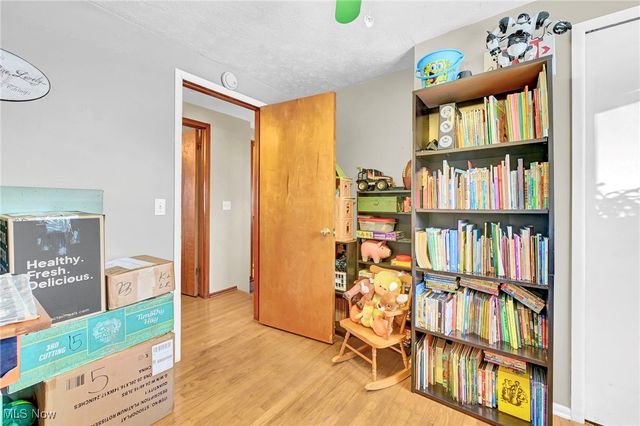 856 Salem Avenue, Elyria, OH 44035