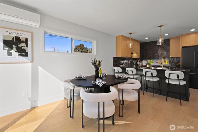 5027 SW Waite Street, Seattle, WA 98116