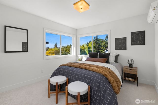 5027 SW Waite Street, Seattle, WA 98116
