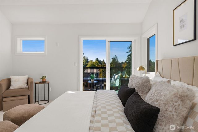 5027 SW Waite Street, Seattle, WA 98116