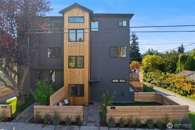 5027 SW Waite Street, Seattle, WA 98116