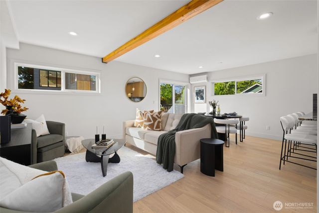 5027 SW Waite Street, Seattle, WA 98116