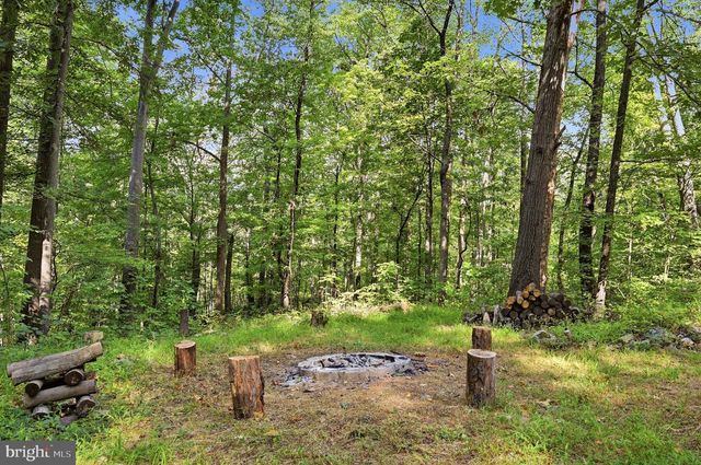 686 NANCY JACK RD, Gerrardstown, WV 25420