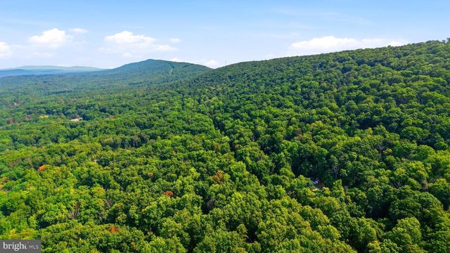 686 NANCY JACK RD, Gerrardstown, WV 25420