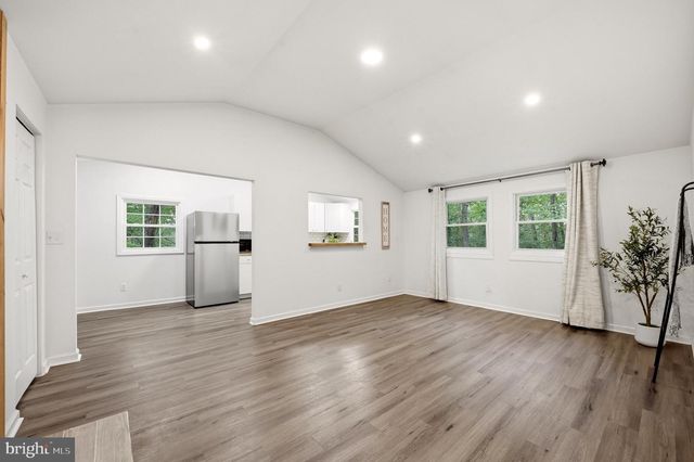 686 NANCY JACK RD, Gerrardstown, WV 25420