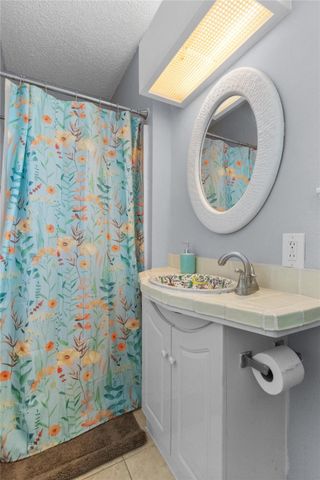 21216 Gulf Drive, Galveston, TX 77554