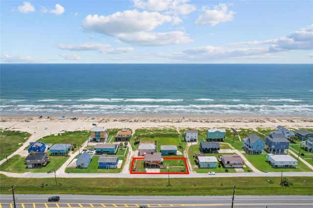 21216 Gulf Drive, Galveston, TX 77554