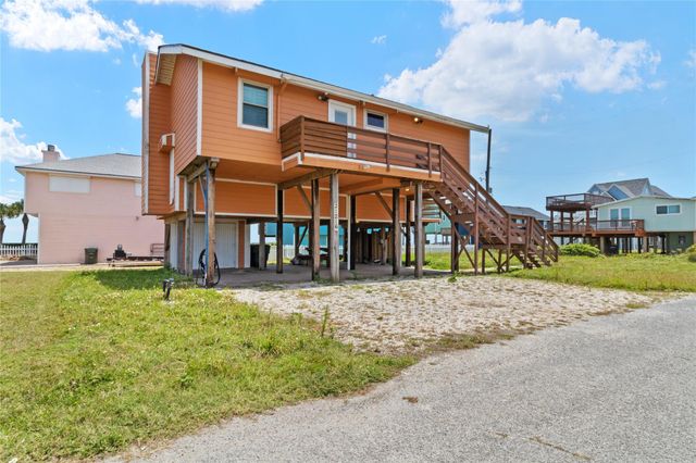21216 Gulf Drive, Galveston, TX 77554