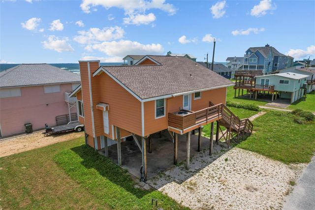 21216 Gulf Drive, Galveston, TX 77554