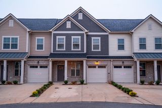 337 Carver Connection # 33, Lebanon, TN 37087
