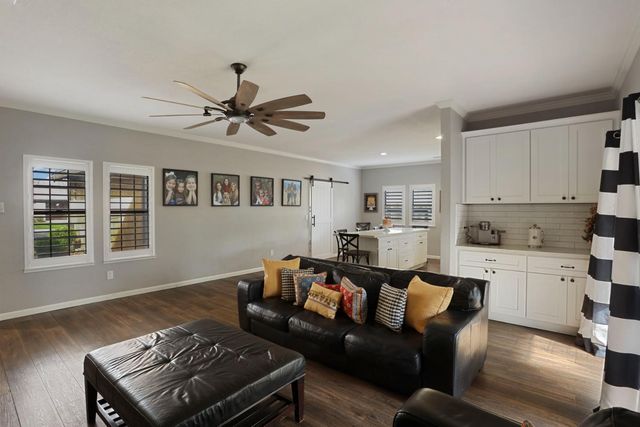 18010 Foreman Ct, Linden, CA 95236