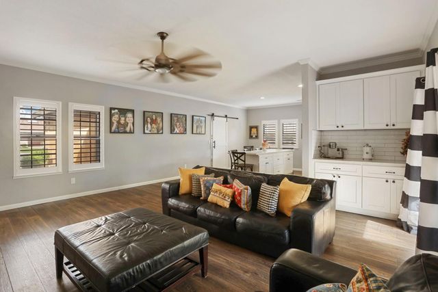 18010 Foreman Ct, Linden, CA 95236