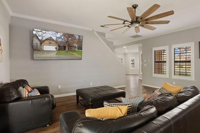 18010 Foreman Ct, Linden, CA 95236