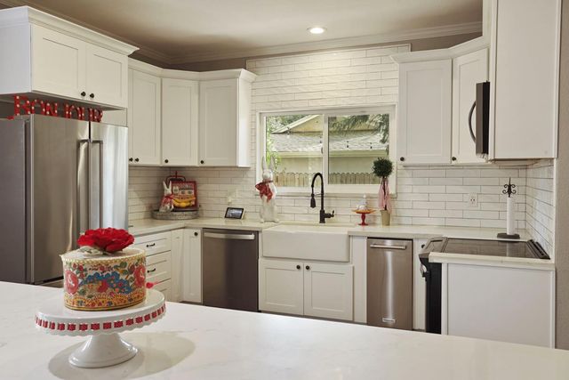 18010 Foreman Ct, Linden, CA 95236