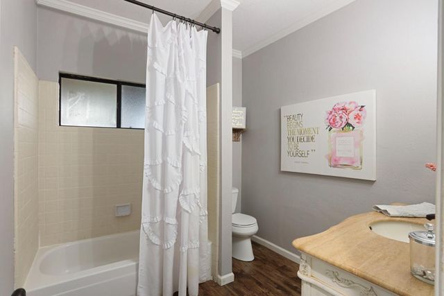 18010 Foreman Ct, Linden, CA 95236