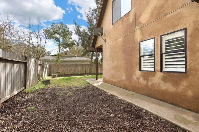 18010 Foreman Ct, Linden, CA 95236