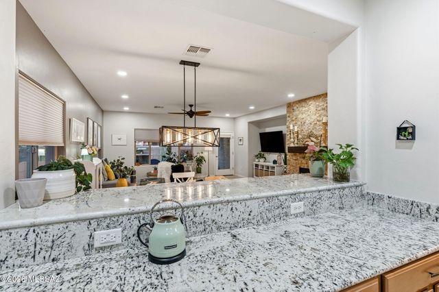 13546 N Piemonte Way, Oro Valley, AZ 85755