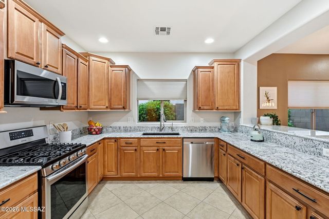 13546 N Piemonte Way, Oro Valley, AZ 85755