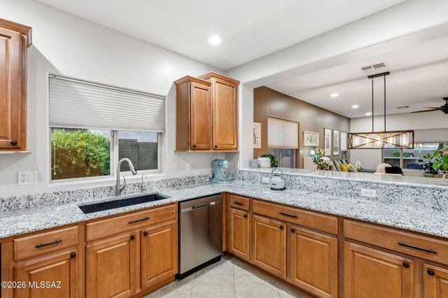 13546 N Piemonte Way, Oro Valley, AZ 85755