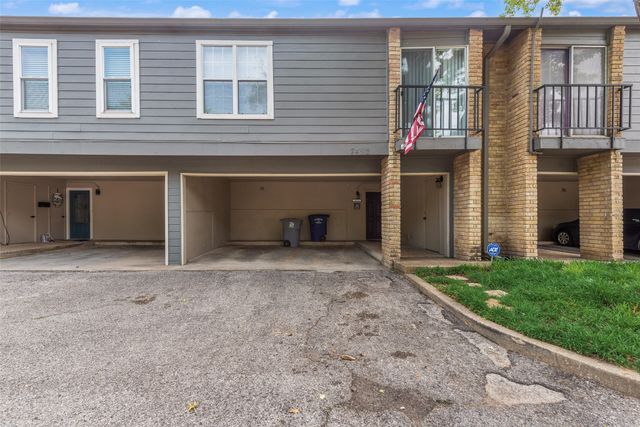 7492 E Northwest Highway 143, Dallas, TX 75231