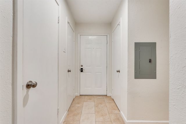 7492 E Northwest Highway 143, Dallas, TX 75231